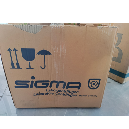 SIGMA離心機包裝